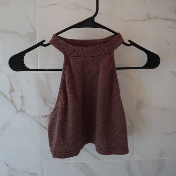 AMAZON | HIGH NECK CROP TOP‎ - Picture 2 of 3